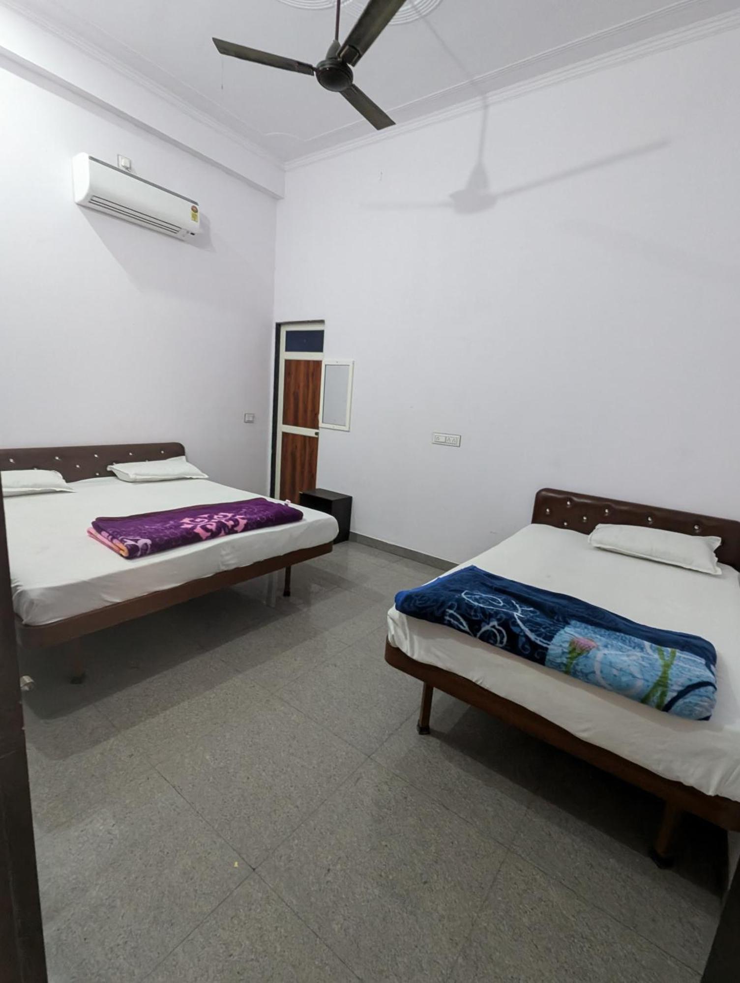 Hotel Raghunath Palace Khātu Exterior photo