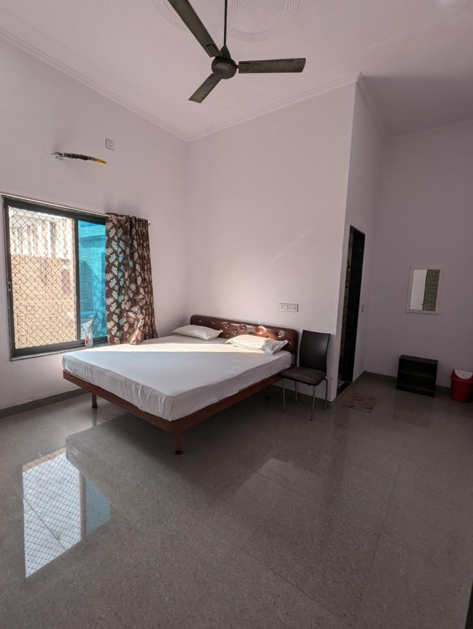 Hotel Raghunath Palace Khātu Exterior photo